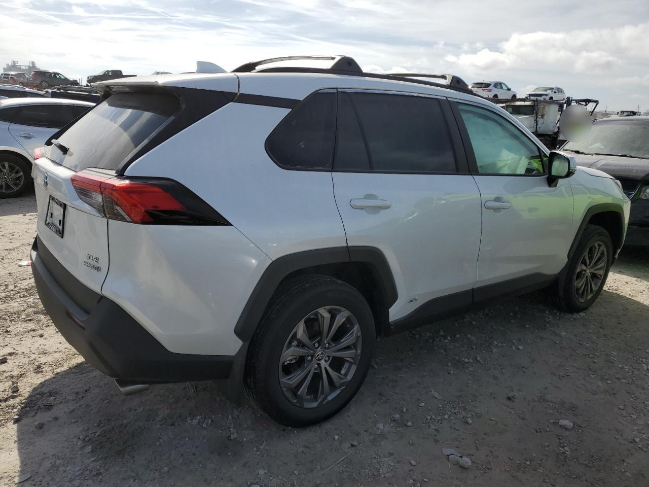 2024 TOYOTA RAV4 XLE PREMIUM VIN:4T3B6RFV5RU159264