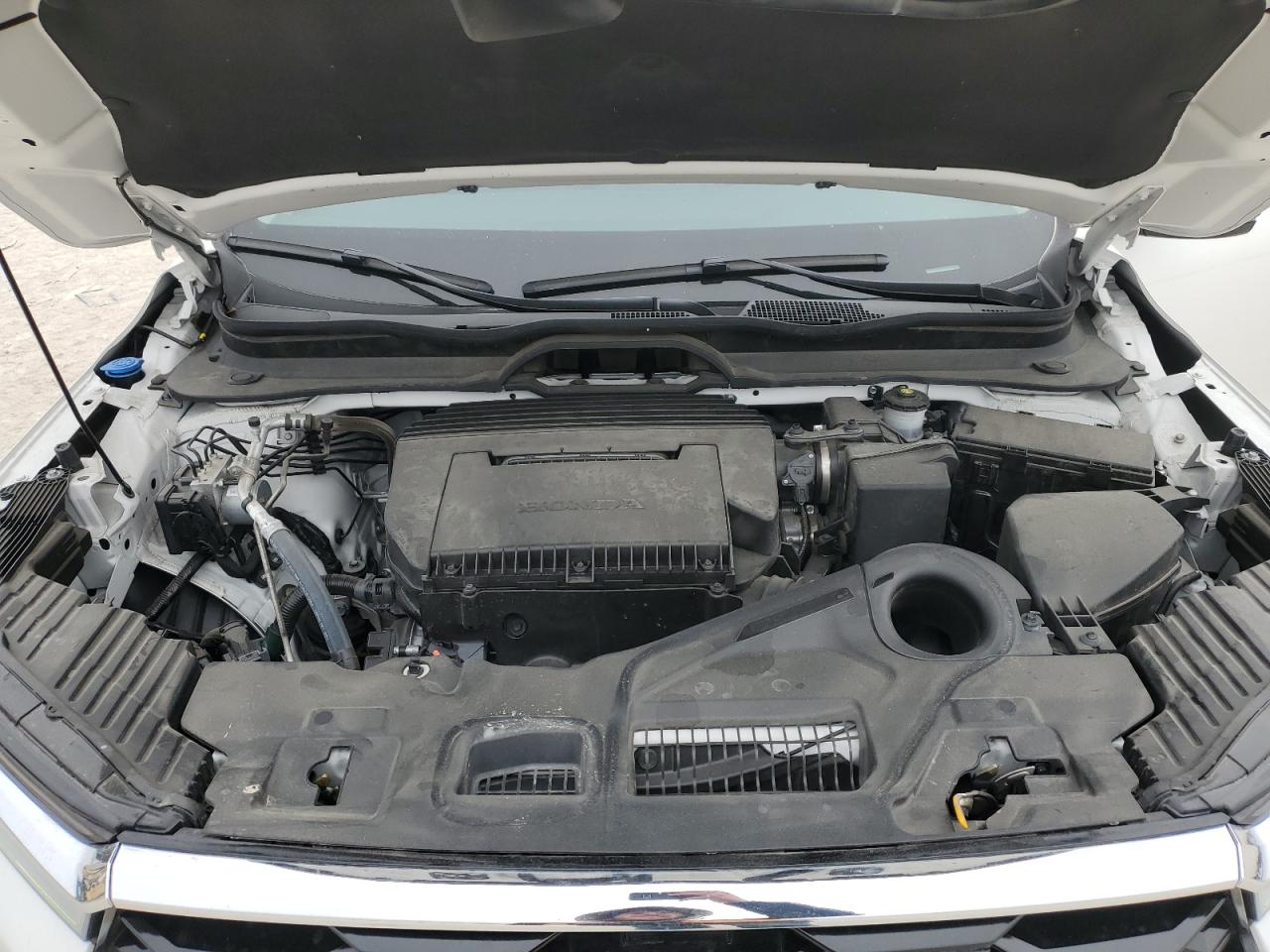 2024 HONDA PILOT TOURING VIN:5FNYG1H70RB002528