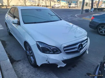 2015 Mercedes-Benz E 220 VIN: