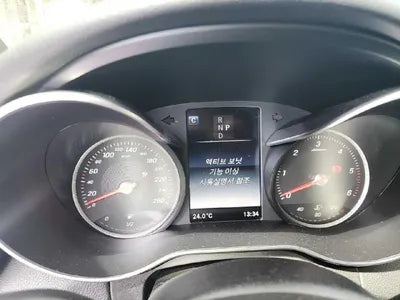 2017 Mercedes-Benz C 220 VIN: