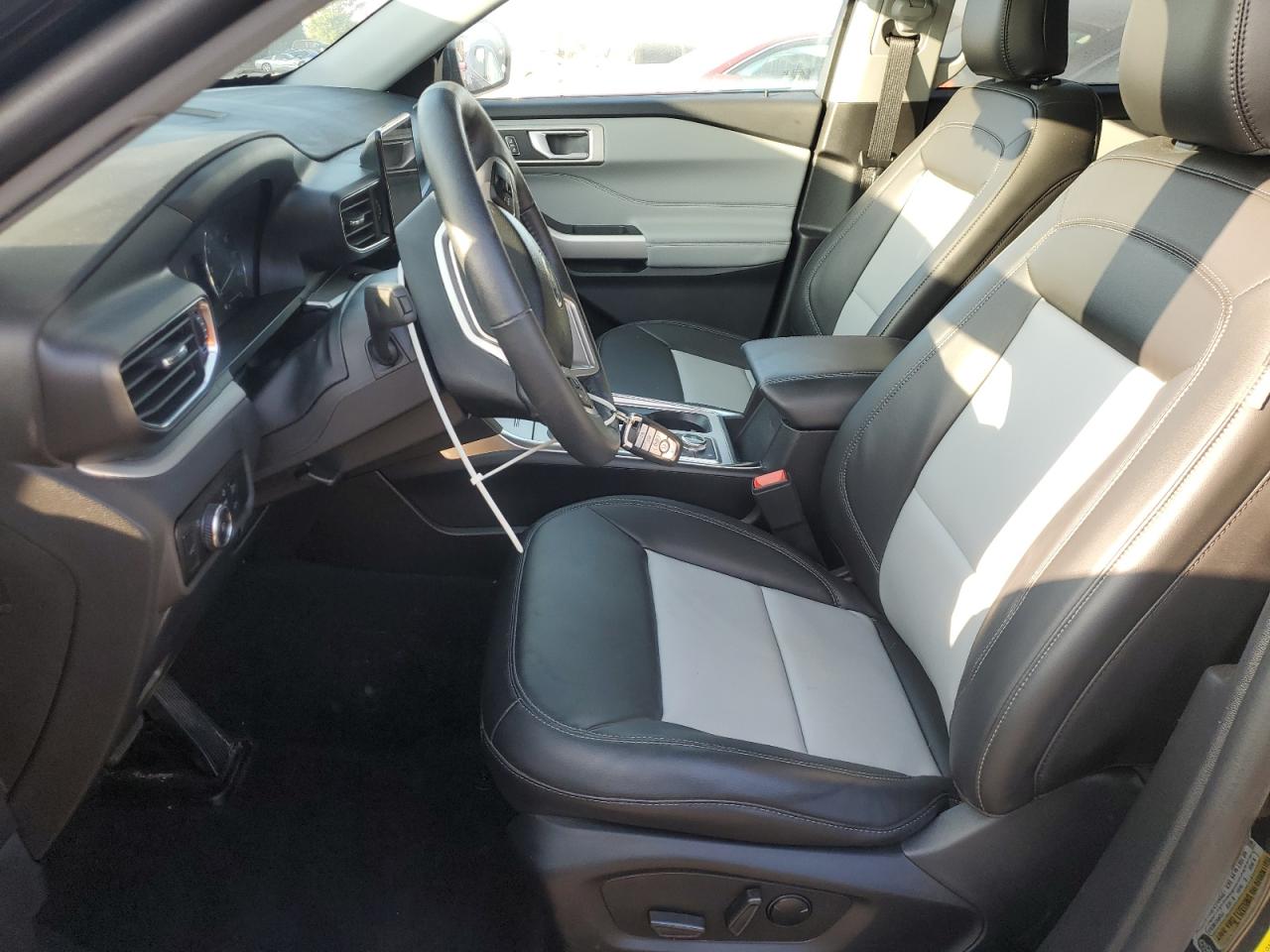 2023 FORD EXPLORER XLT VIN:1FMSK8DH8PGB30543