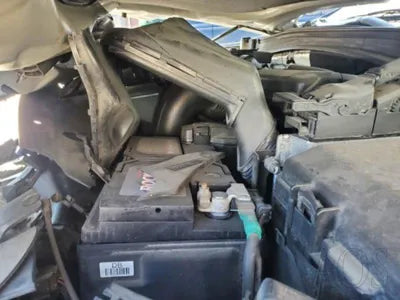 2016 Kia K5 KNAGU416BGA045900 VIN:KNAGU416BGA045900
