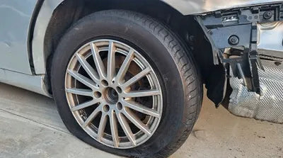 2015 Mercedes-Benz C 200 WDDWF4CB3FF197304 VIN:WDDWF4CB3FF197304