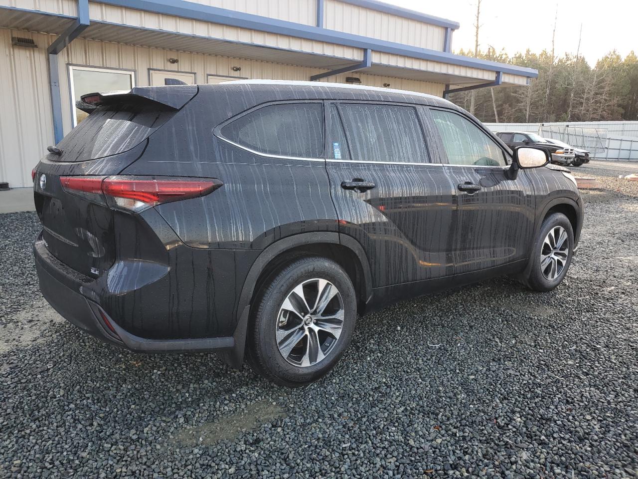 2024 TOYOTA HIGHLANDER LE VIN:5TDKDRAH8RS538252