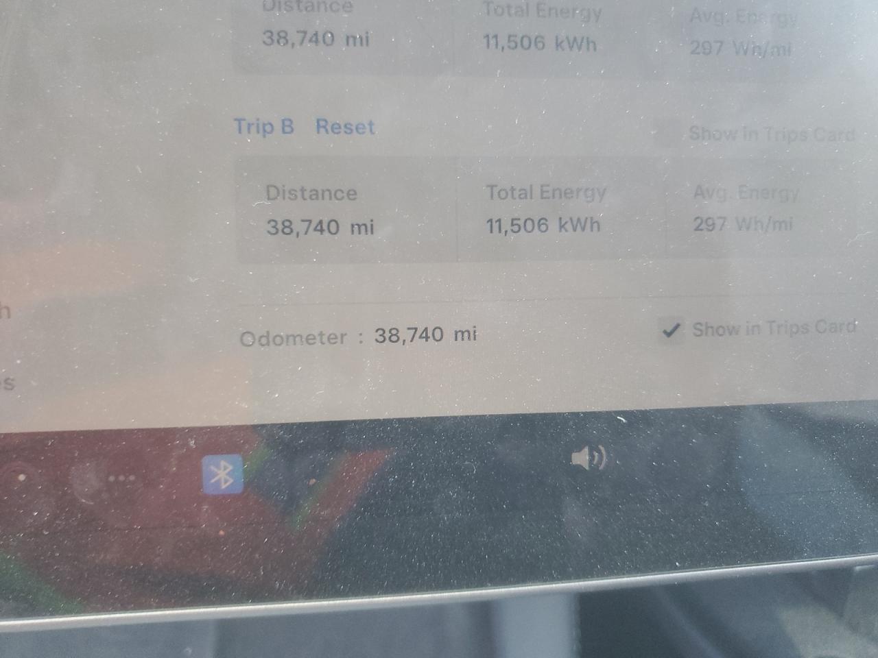 2022 TESLA MODEL Y  VIN:7SAYGDEF5NF564323