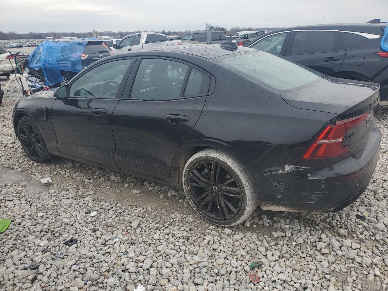 2022 VOLVO S60 T8 RECHARGE R-DESIGN VIN:7JRH60FD3NG192526