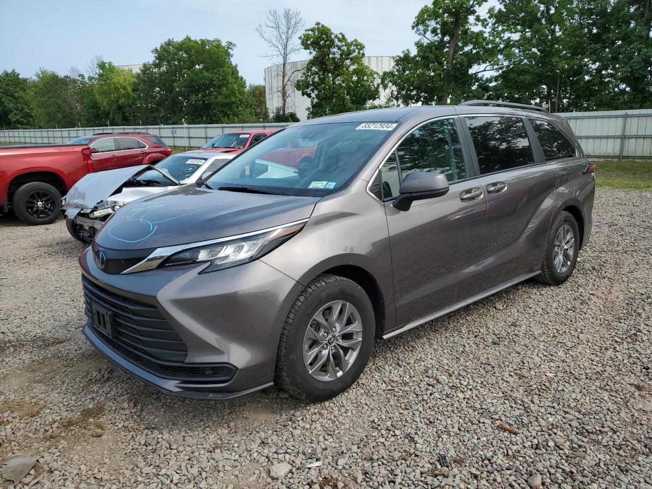 2022 TOYOTA SIENNA LE VIN:5TDKSKFCXNS062221