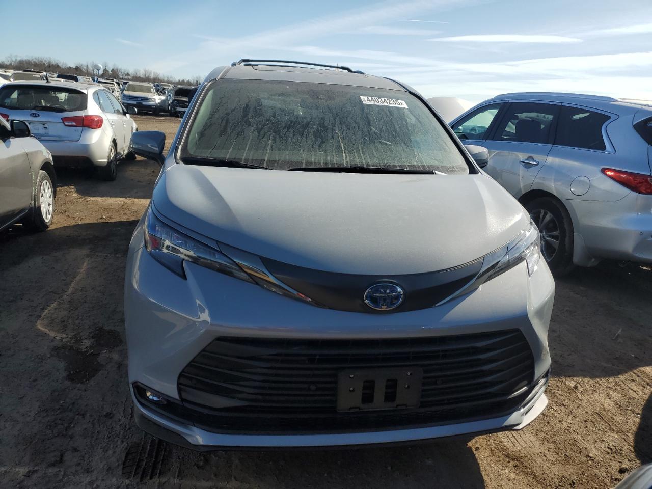 2024 TOYOTA SIENNA XSE VIN:5TDCSKFC5RS123212