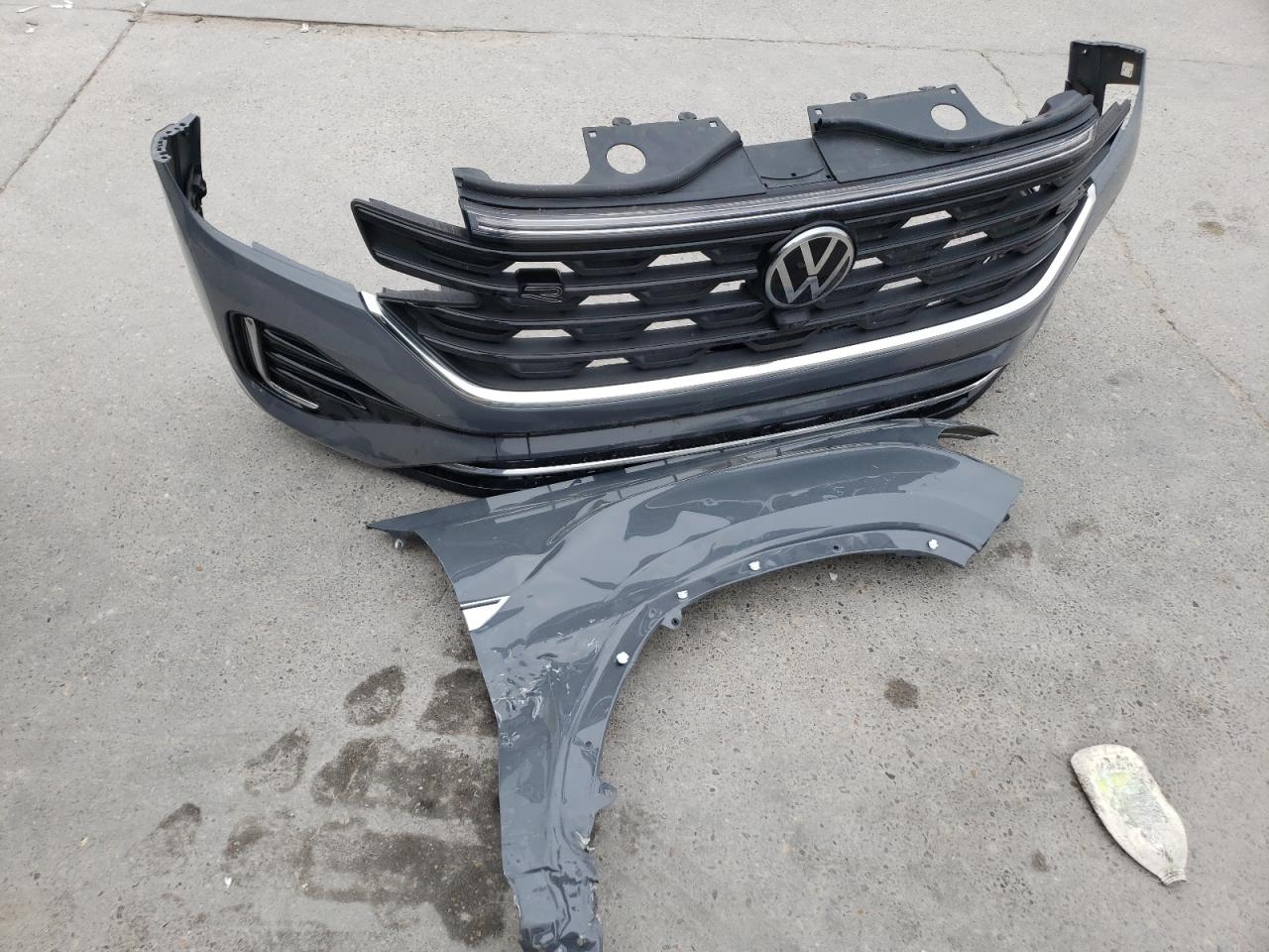 2024 VOLKSWAGEN ATLAS CROSS SPORT SEL PREMIUM R-LINE VIN:1V2FE2CA6RC241826