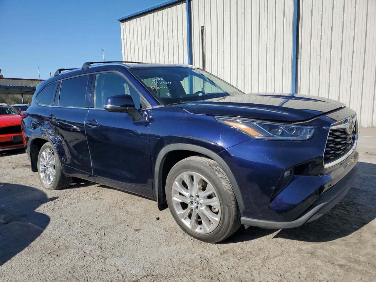 2022 TOYOTA HIGHLANDER LIMITED VIN:5TDYZRAH2NS094338