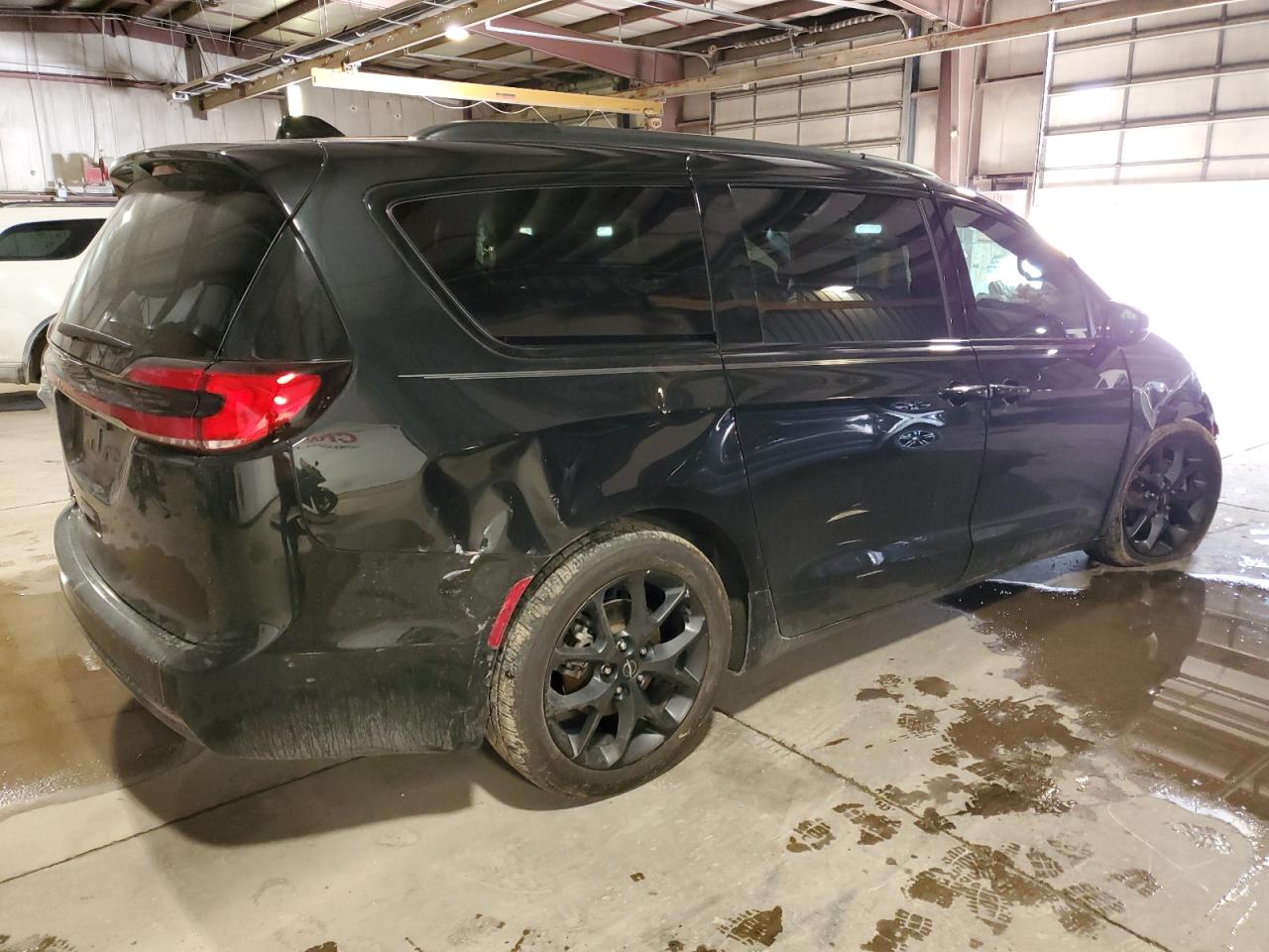 2022 CHRYSLER PACIFICA TOURING L VIN:2C4RC1BG8NR172952