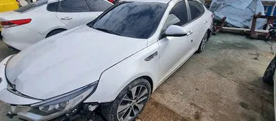 2017 Kia K5 KNAGU411BHA155114 VIN:KNAGU411BHA155114