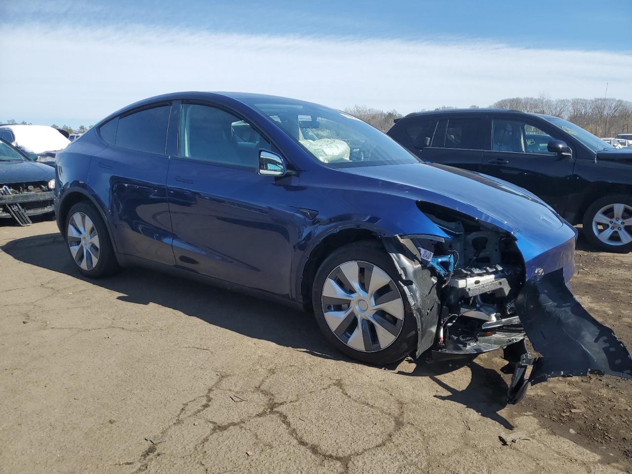 2023 TESLA MODEL Y  VIN:7SAYGDEE3PA121823