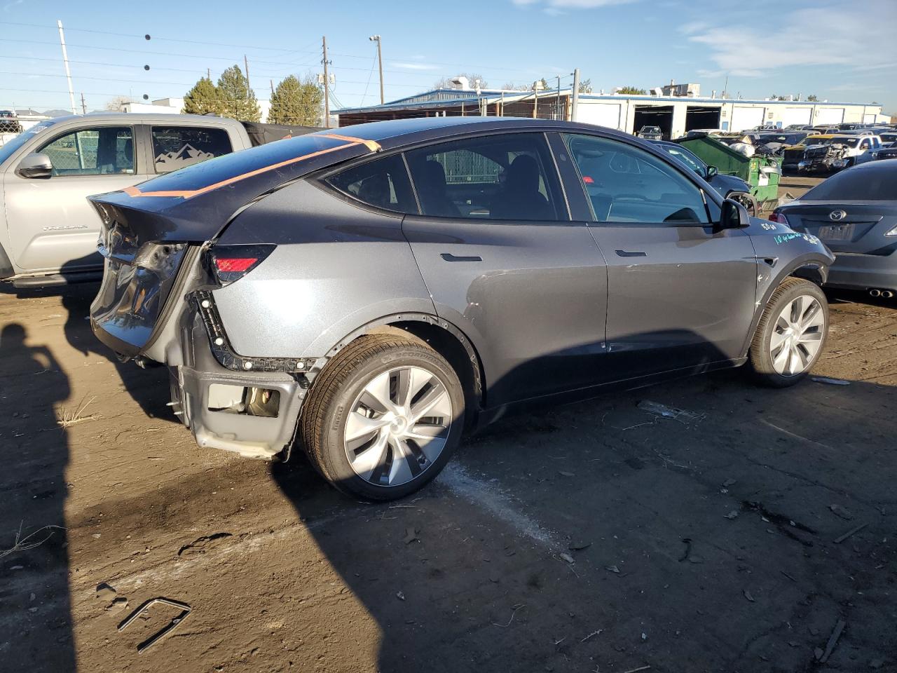 2023 TESLA MODEL Y  VIN:7SAYGDEE4PA210932