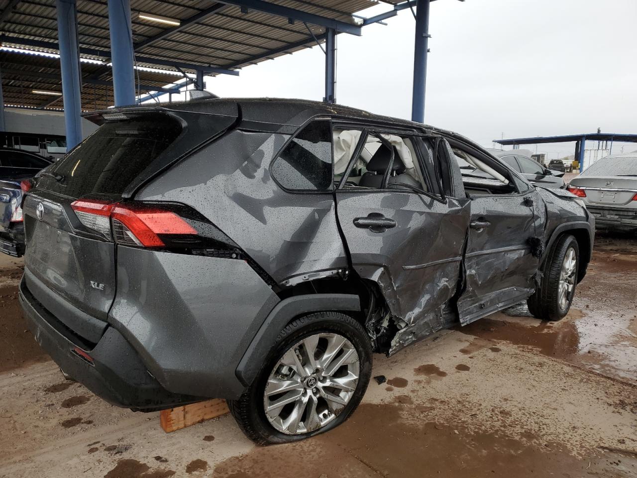 2022 TOYOTA RAV4 XLE PREMIUM VIN:2T3C1RFV5NC192232