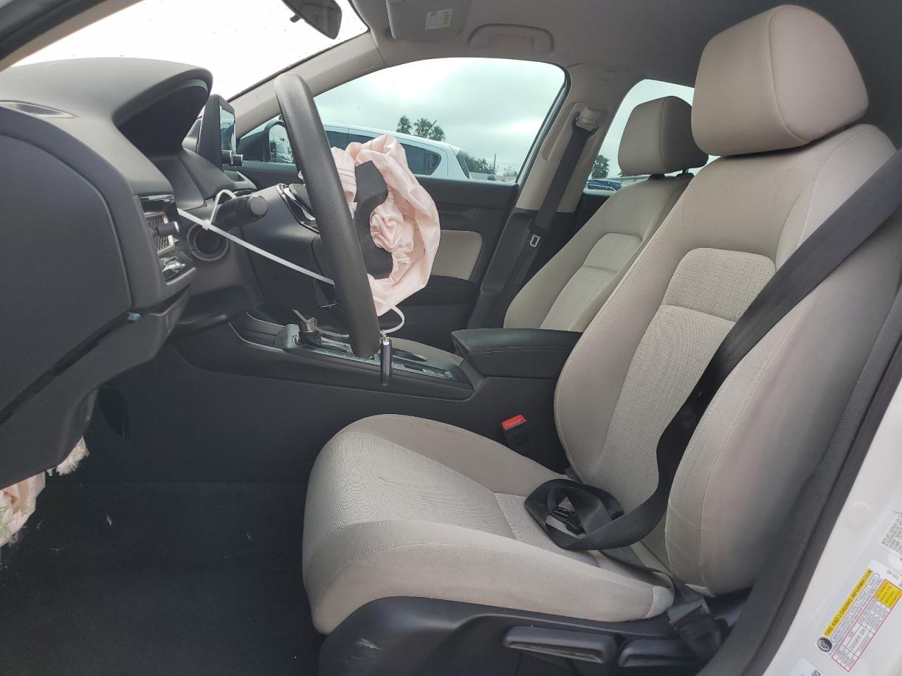 2022 HONDA CIVIC LX VIN:2HGFE2F2XNH526821