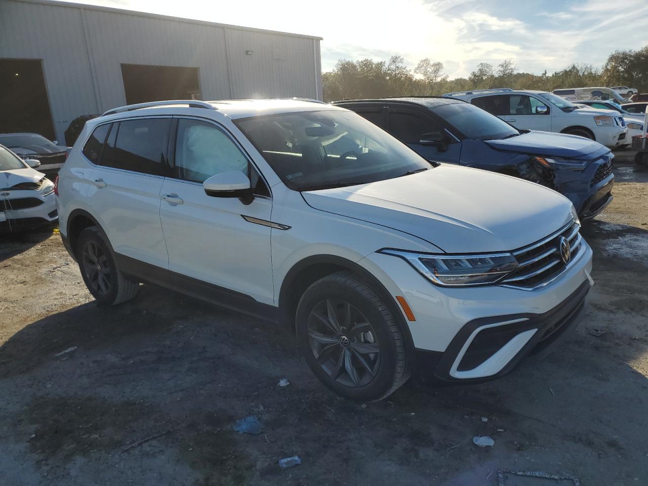 2023 VOLKSWAGEN TIGUAN SE VIN:3VV3B7AX2PM059510