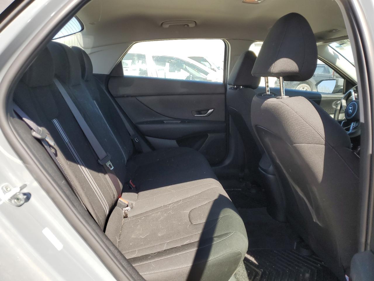 2022 HYUNDAI ELANTRA SEL VIN:KMHLM4AG1NU352875