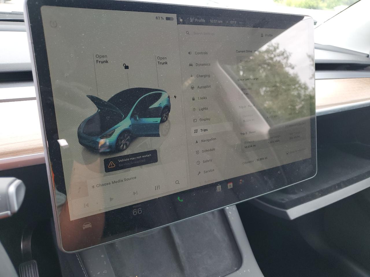 2023 TESLA MODEL Y  VIN:7SAYGDEE6PF904993