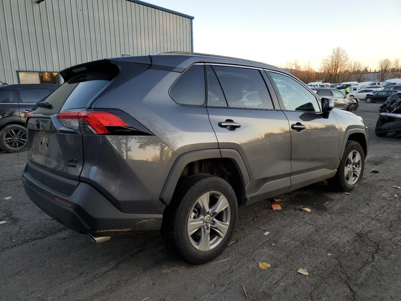 2022 TOYOTA RAV4 XLE VIN:2T3P1RFV0NW295039