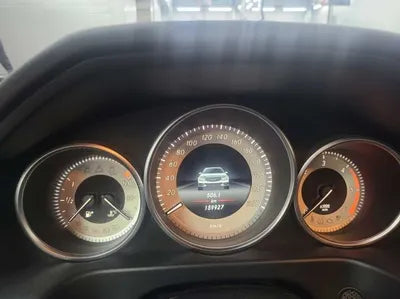 2015 Mercedes-Benz E 220 VIN: