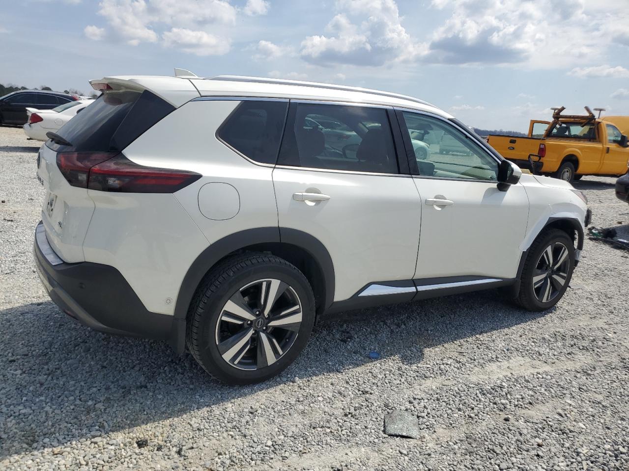 2023 NISSAN ROGUE SL VIN:5N1BT3CA7PC777950