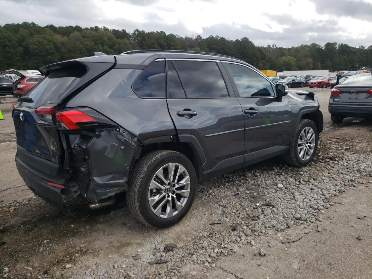 2023 TOYOTA RAV4 XLE PREMIUM VIN:2T3C1RFVXPC230475