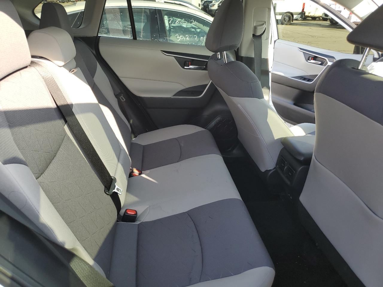 2023 TOYOTA RAV4 XLE VIN:JTMRWRFV4PD187260