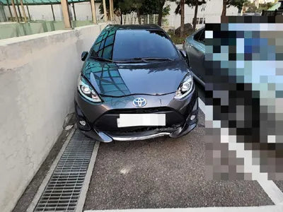 2020 Toyota Prius C VIN: