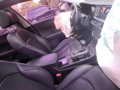 2016 Kia K5 464KMKNAGU411BGA0 VIN:464KMKNAGU411BGA0