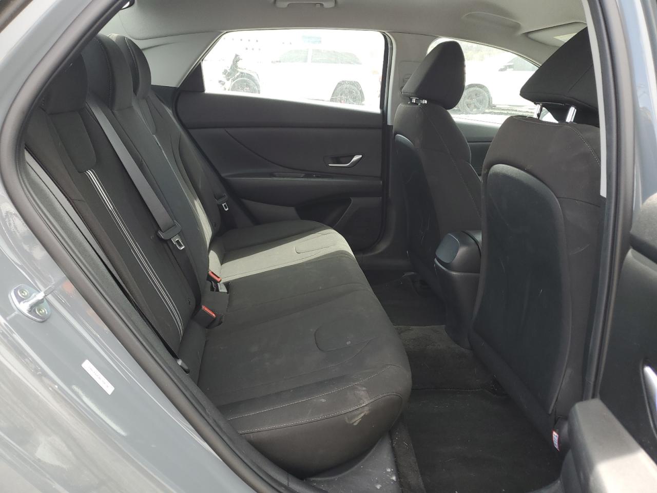 2022 HYUNDAI ELANTRA SEL VIN:KMHLM4AG4NU358136
