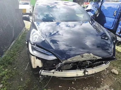 2023 Tesla Model X VIN: