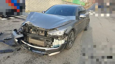 2015 Infiniti Q50 VIN: