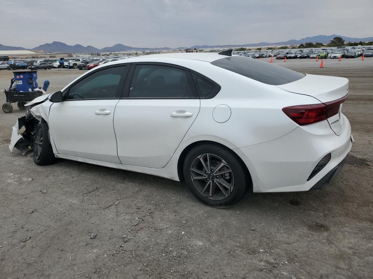 2023 KIA FORTE LX VIN:3KPF24AD4PE545620