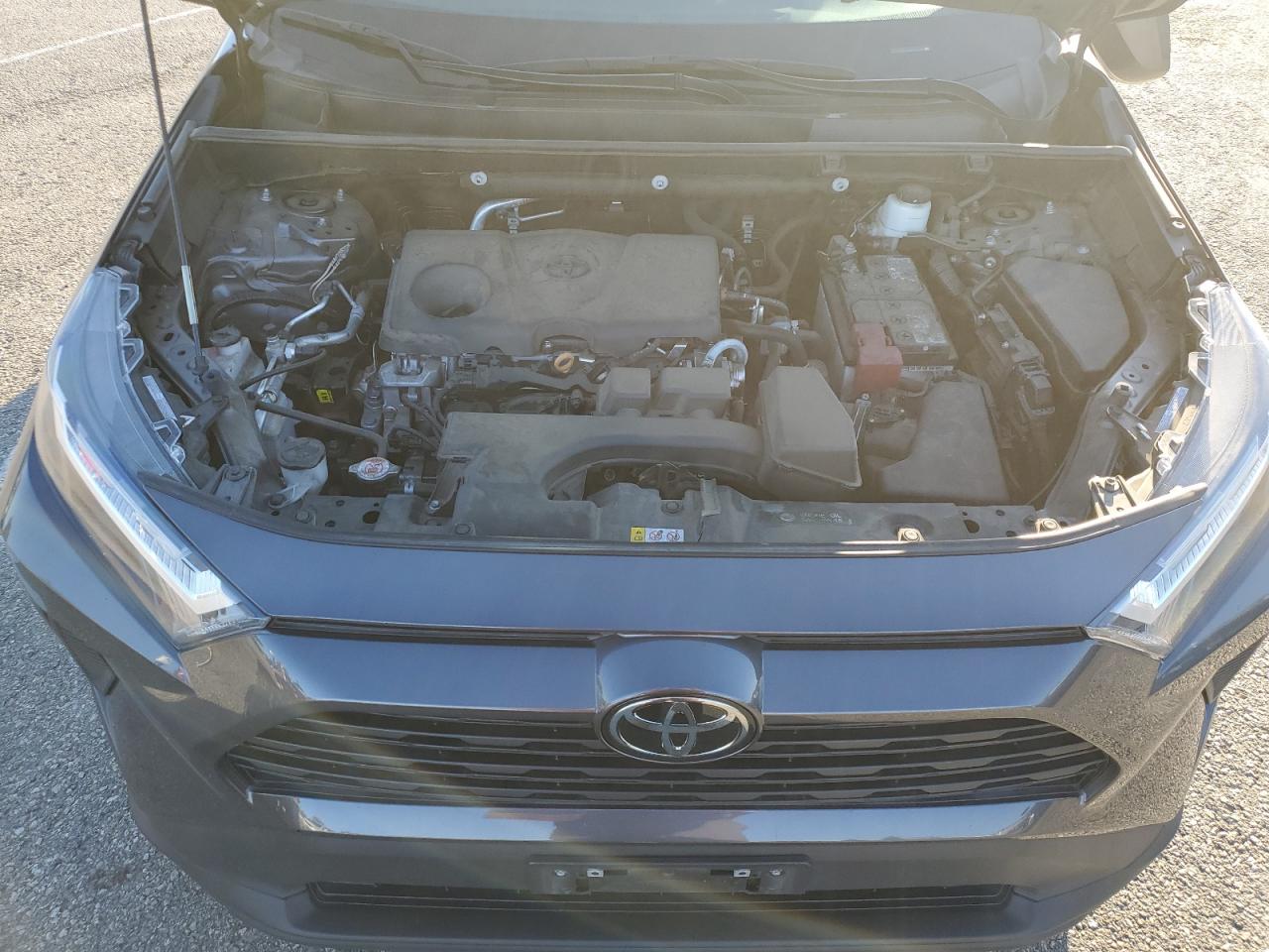 2022 TOYOTA RAV4 XLE VIN:2T3W1RFV3NW188160