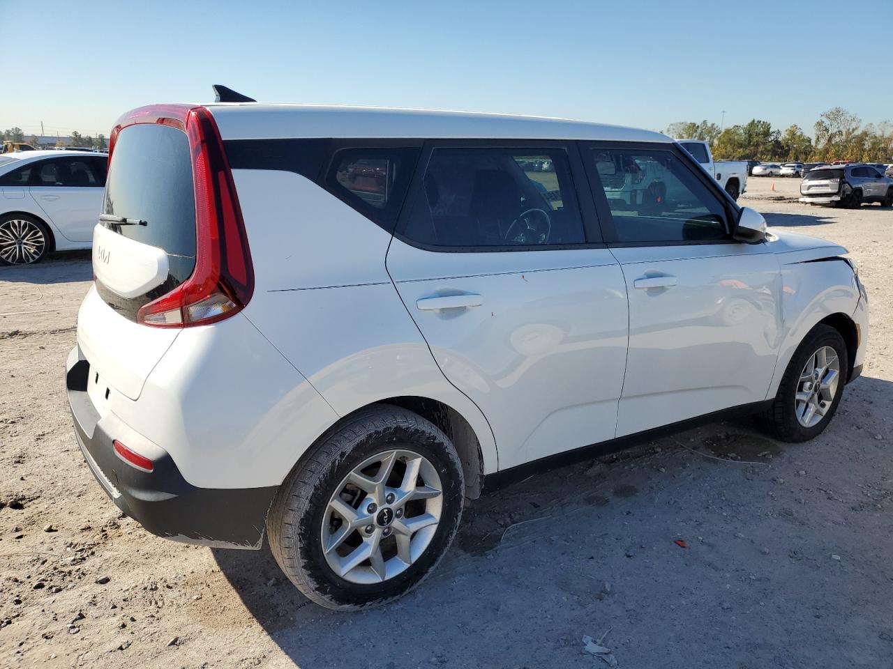 2022 KIA SOUL LX VIN:KNDJ23AU8N7180084