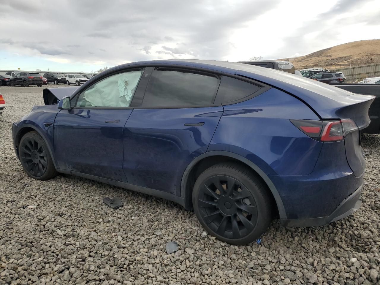 2022 TESLA MODEL Y  VIN:7SAYGDEE0NF454190