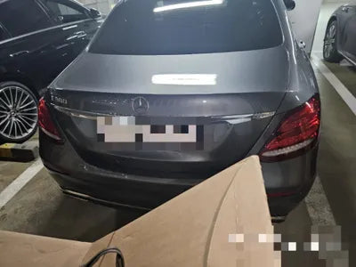 2020 Mercedes-Benz E 300 VIN: