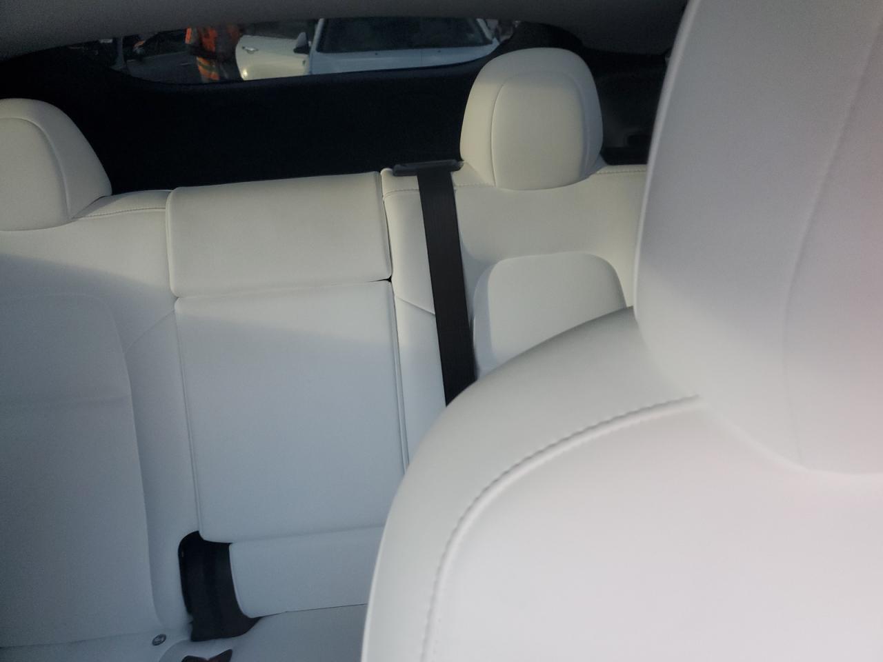 2022 TESLA MODEL Y  VIN:7SAYGDEF4NF379745