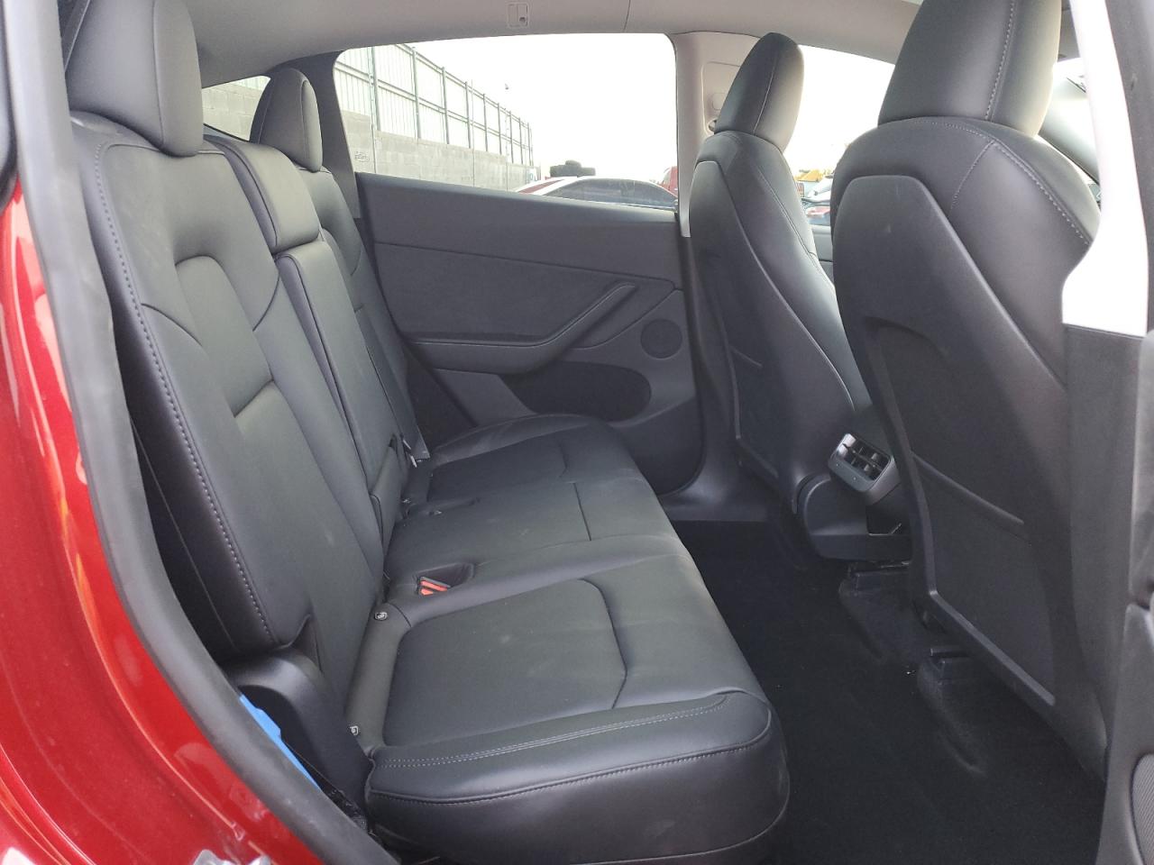 2024 TESLA MODEL Y  VIN:7SAYGDEE4RA240502
