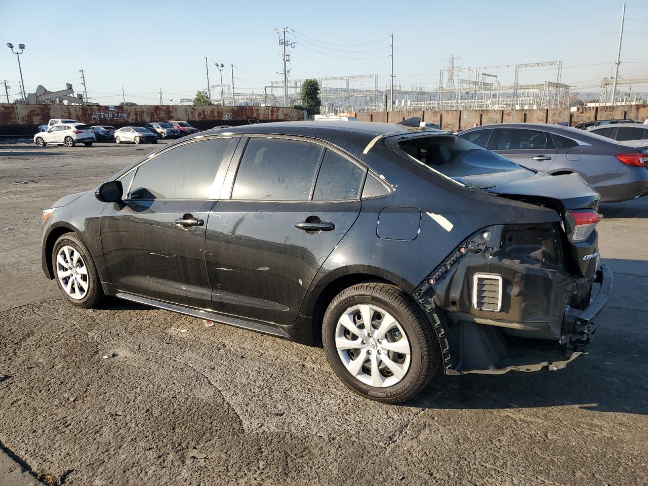 2023 TOYOTA COROLLA LE VIN:JTDBCMFE6PJ011177