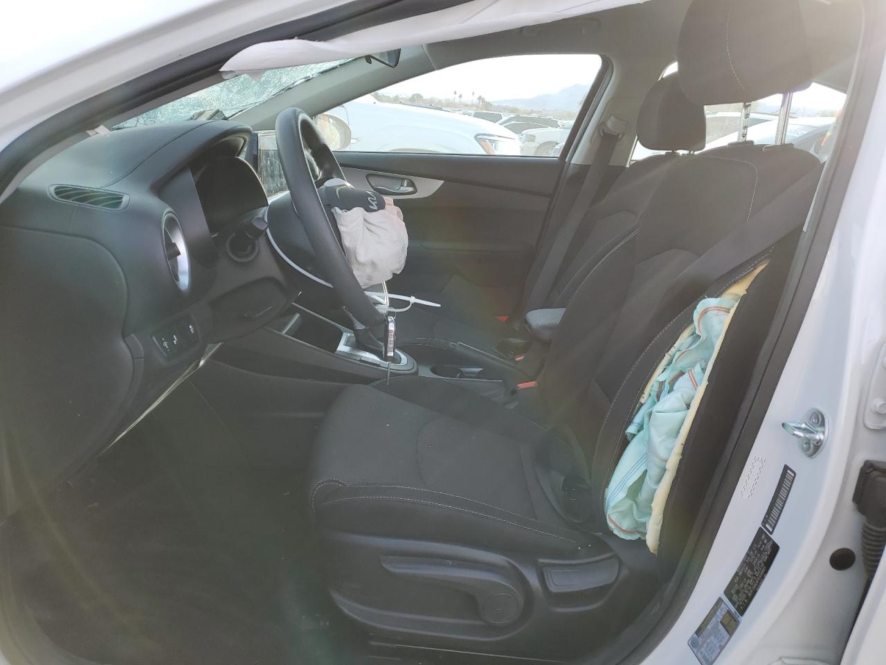 2023 KIA FORTE LX VIN:3KPF24AD4PE608845