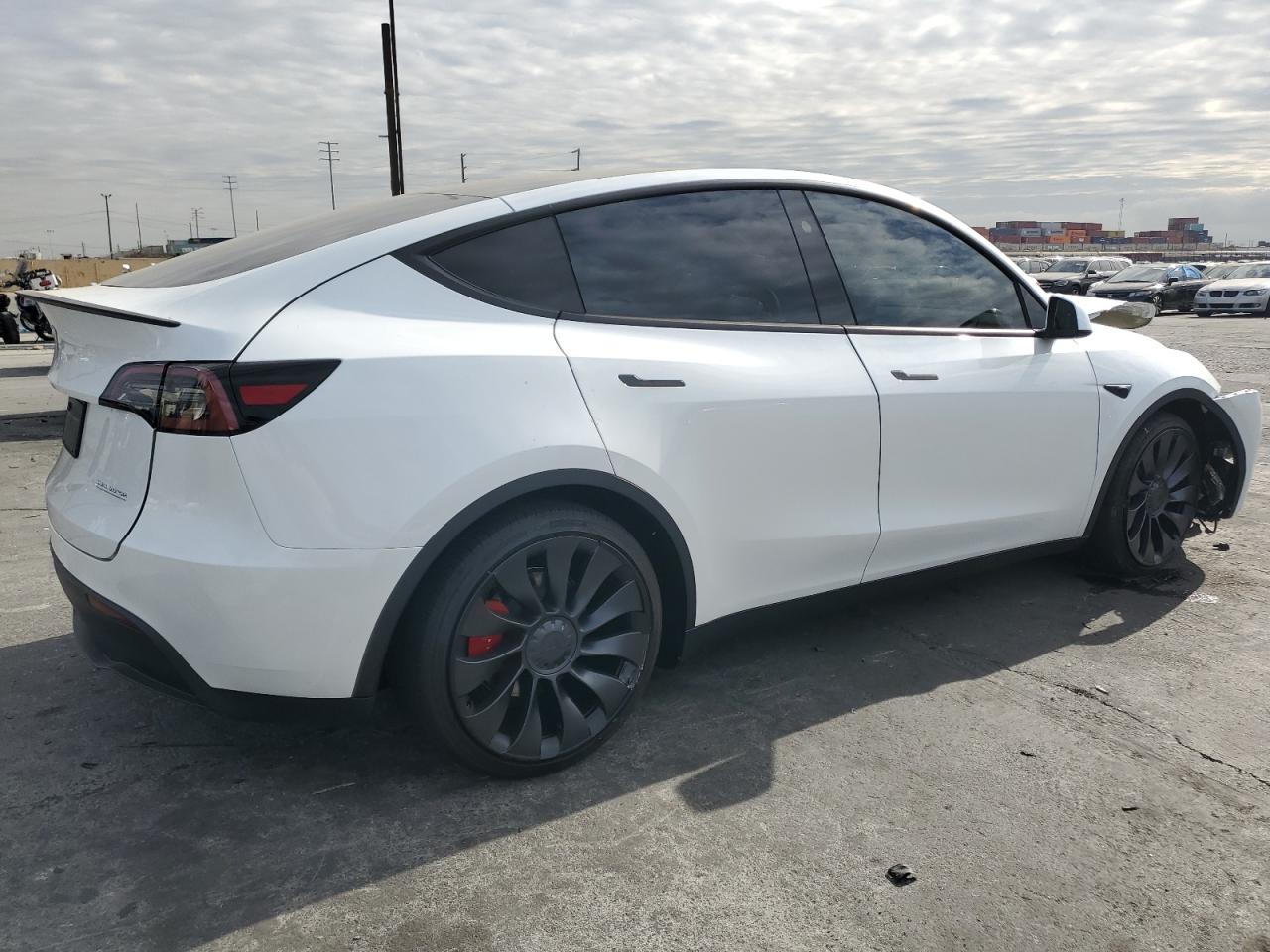 2024 TESLA MODEL Y  VIN:7SAYGDEF8RF179750