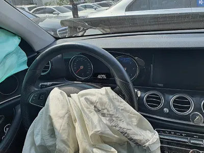 2017 Mercedes-Benz E 220 460KMWDDZF0EB5HA2 VIN:460KMWDDZF0EB5HA2