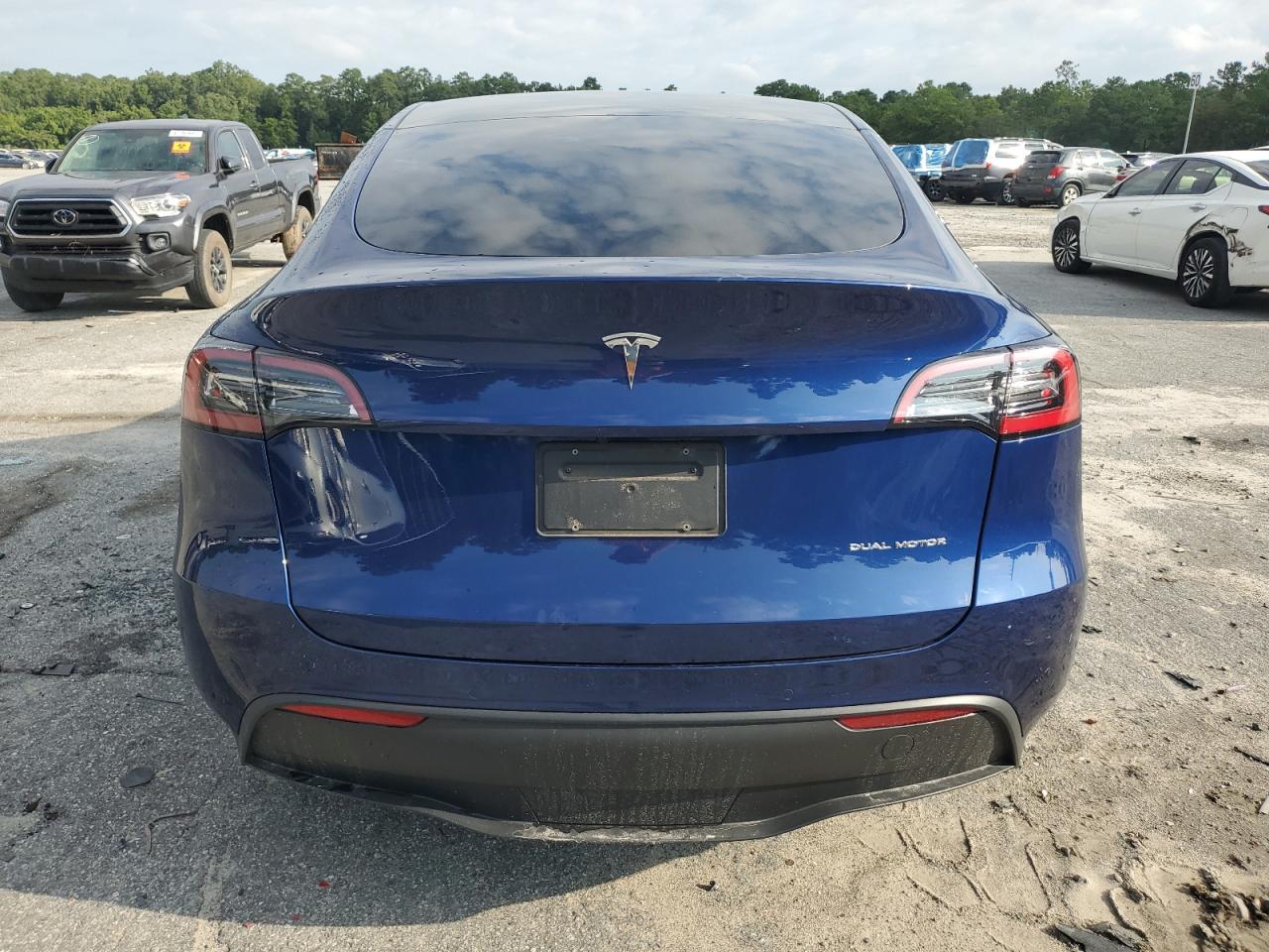 2022 TESLA MODEL Y  VIN:7SAYGDEE2NF425192