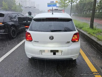 2015 Volkswagen Polo VIN: