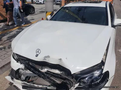 2019 Mercedes-Benz E 300 WDDZF4JB9KA577125 VIN:WDDZF4JB9KA577125