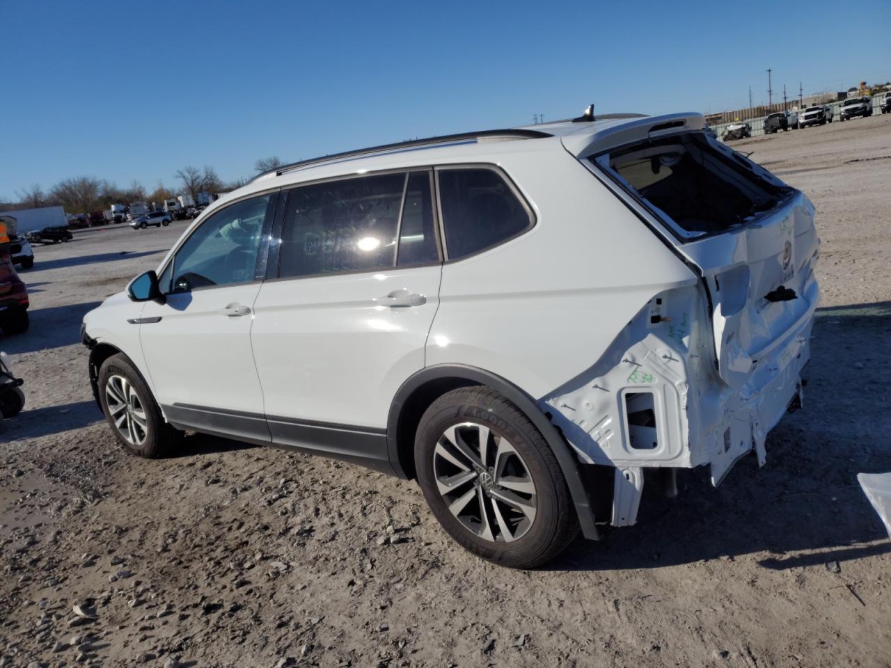 2024 VOLKSWAGEN TIGUAN S VIN:3VVFB7AX8RM135392
