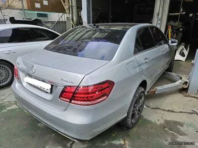 2016 Mercedes-Benz E 250 WDDHF9HB0GB245624 VIN:WDDHF9HB0GB245624