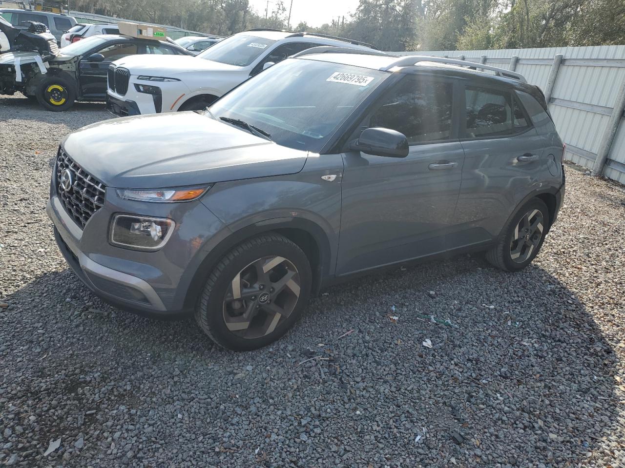 2022 HYUNDAI VENUE SEL VIN:KMHRC8A38NU132084